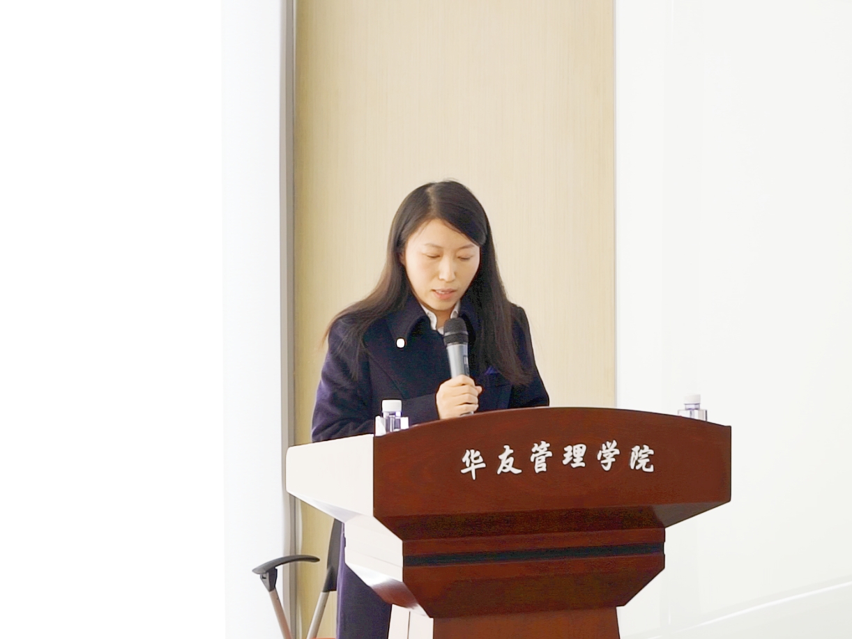代表讲话_副本.jpg